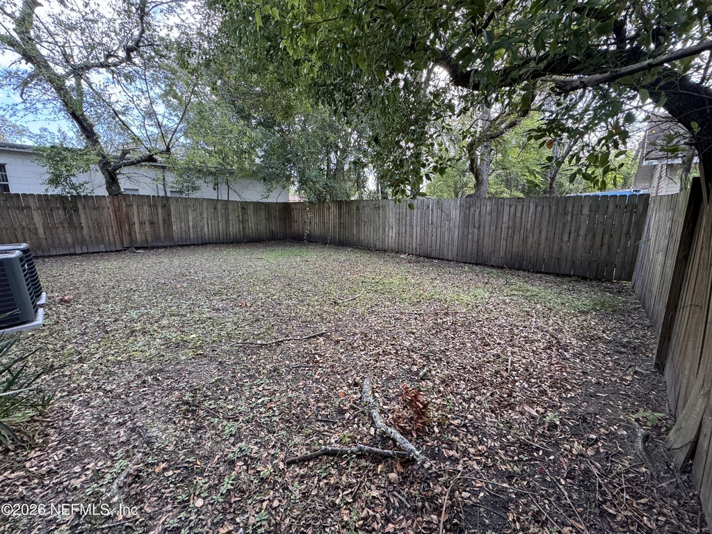 4114 Moncrief Road - Photo 19