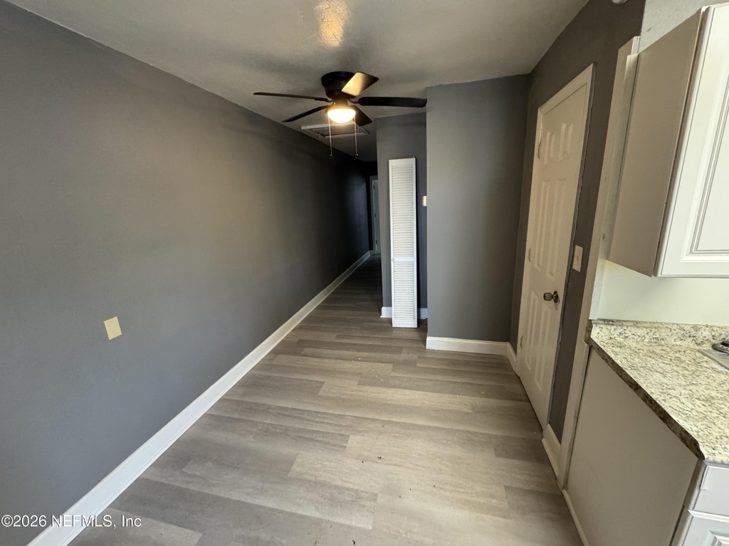 4114 Moncrief Road - Photo 14