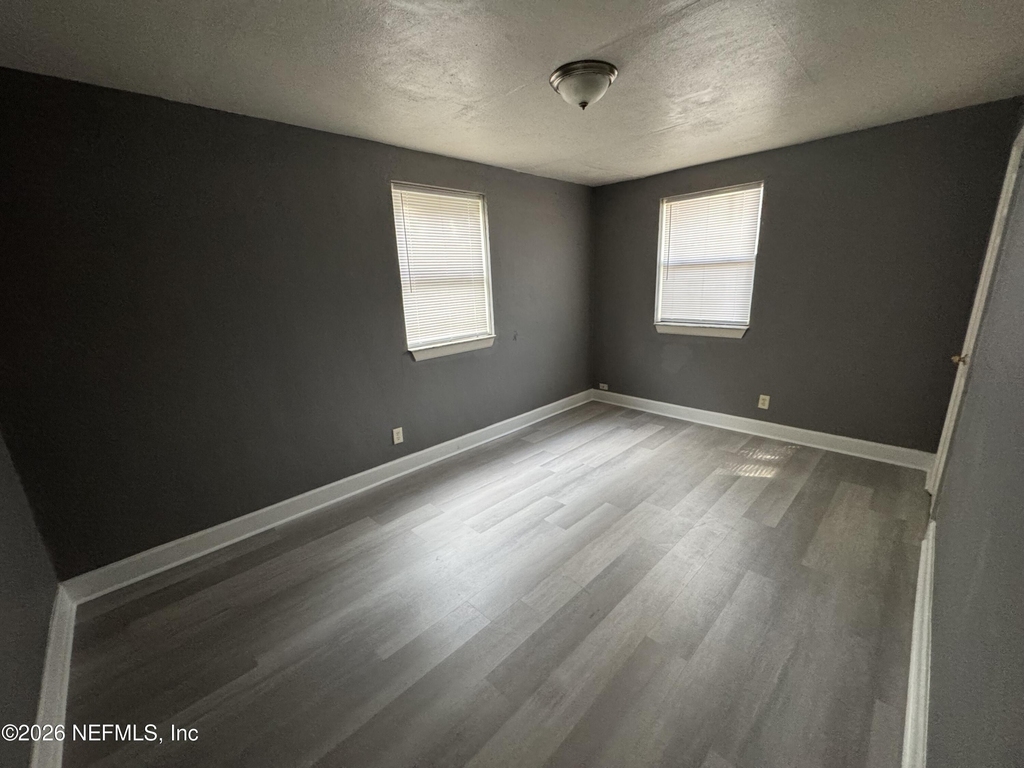 4114 Moncrief Road - Photo 7