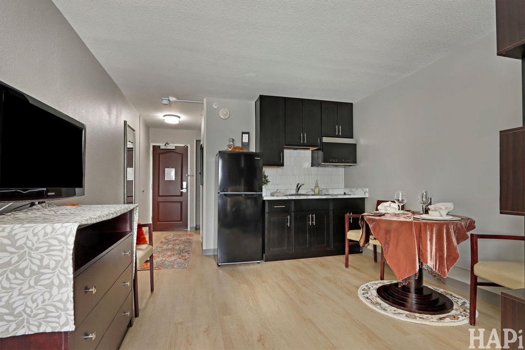 6175 W Grand Avenue - Photo 5