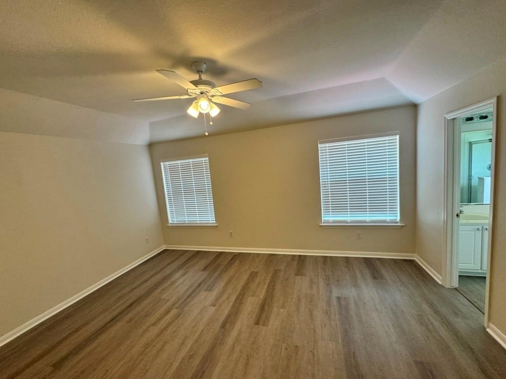 2110 Ridge Wood Lane - Photo 12