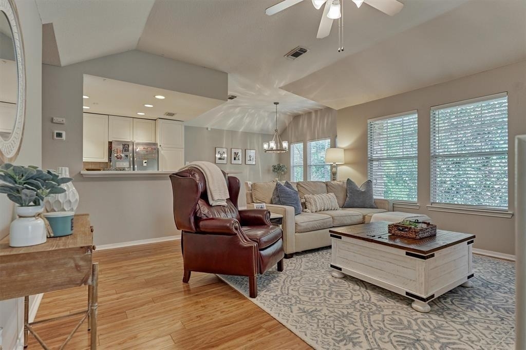 87 Woodlily Place - Photo 6