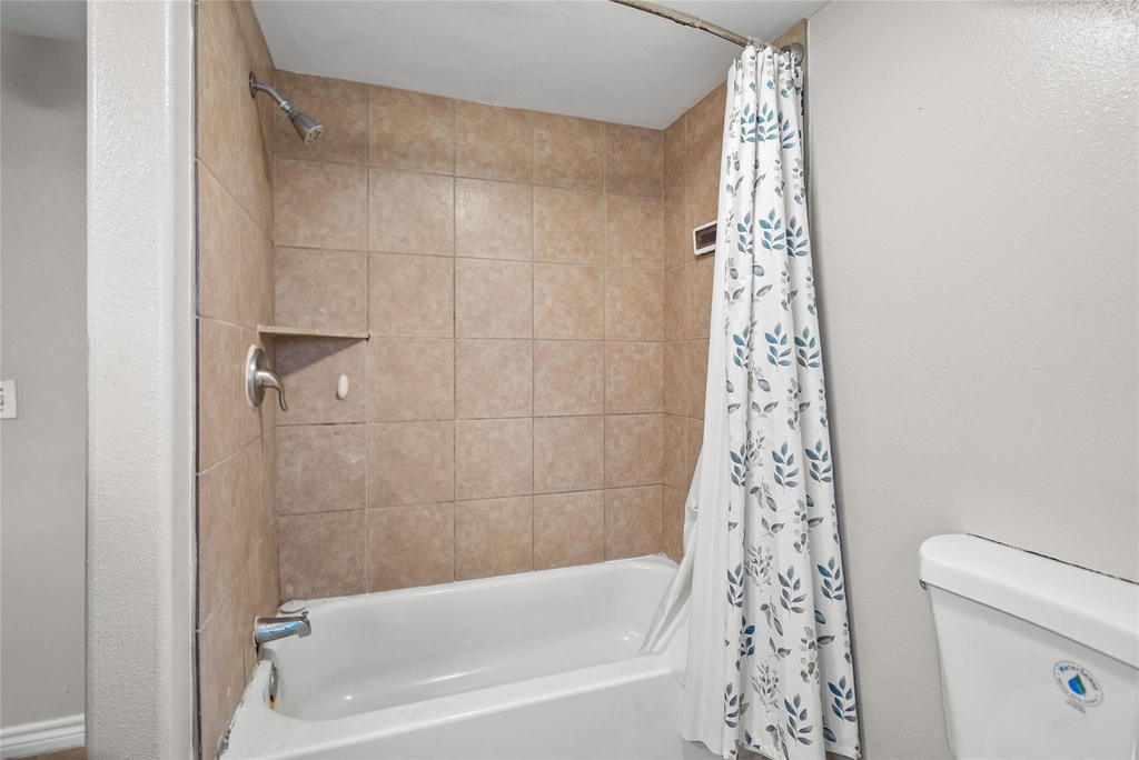 7900 Fm 2354 Unit B - Photo 4