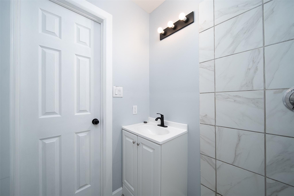 3120 Stonewall Street - Photo 6