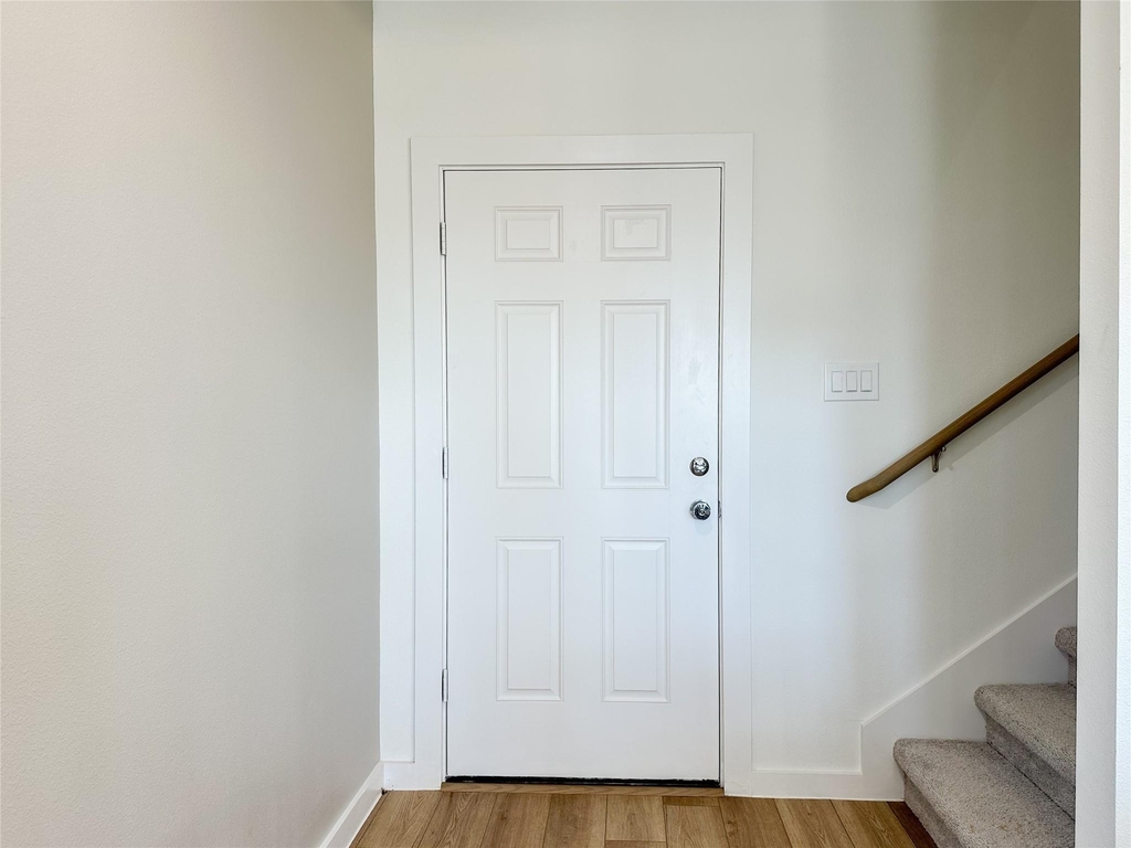 2726 Discovery Trails Court - Photo 2