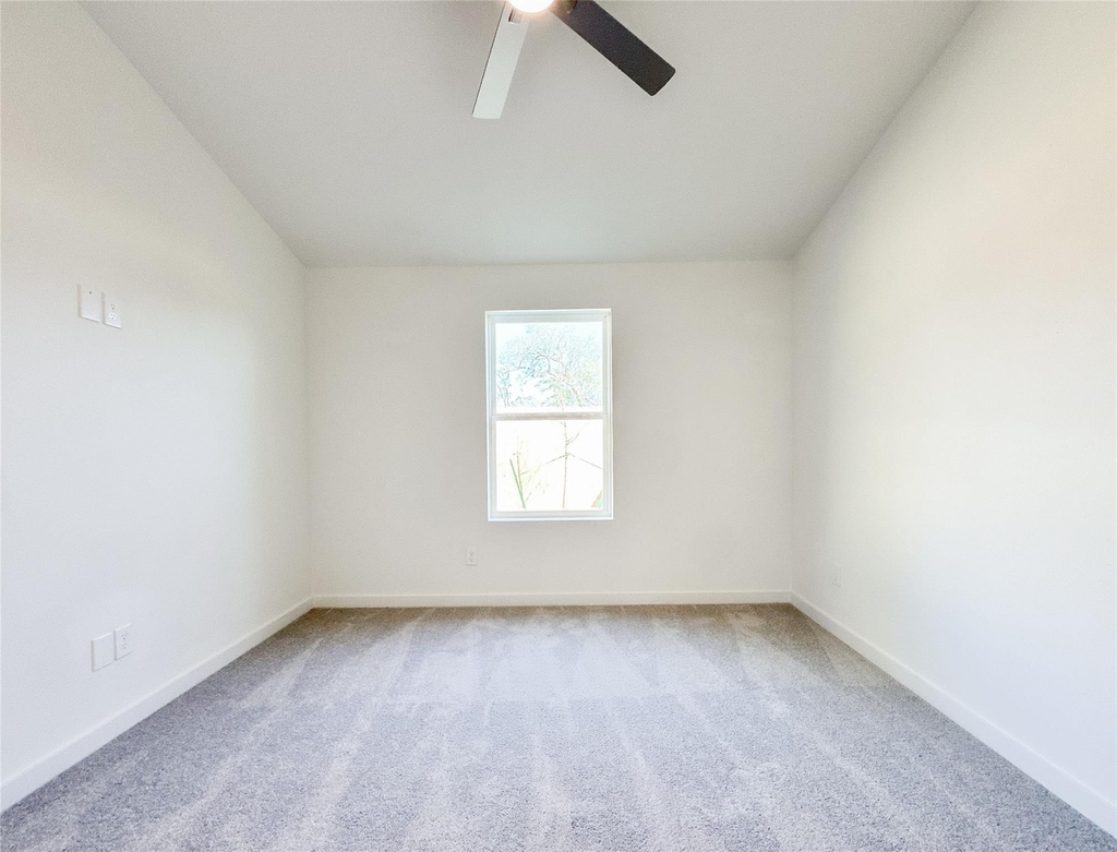 2726 Discovery Trails Court - Photo 22