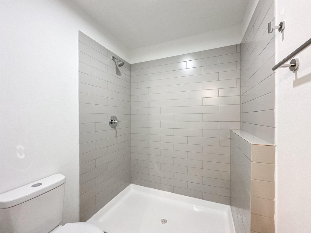 2726 Discovery Trails Court - Photo 26