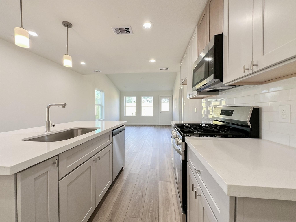 2726 Discovery Trails Court - Photo 12
