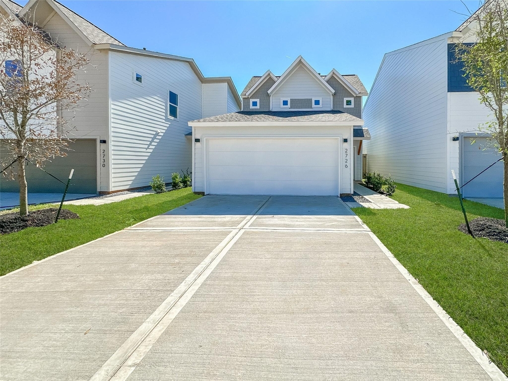 2726 Discovery Trails Court - Photo 0