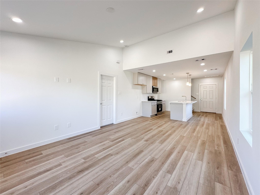 2726 Discovery Trails Court - Photo 15