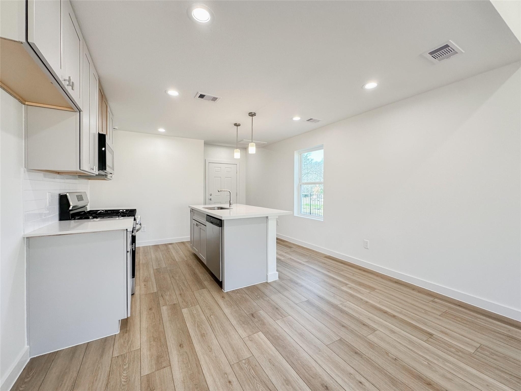 2726 Discovery Trails Court - Photo 10