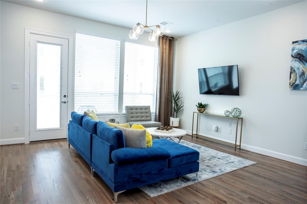 2713 Eado Edge Court - Photo 3