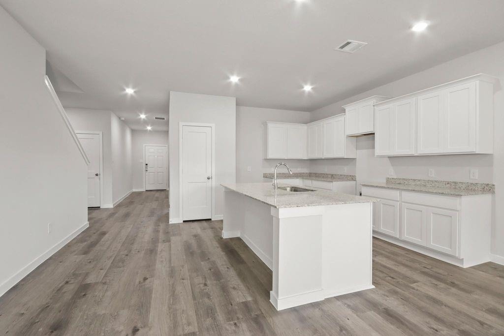 496 Shoreview Drive - Photo 1