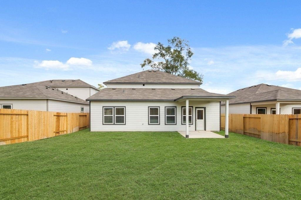 496 Shoreview Drive - Photo 18