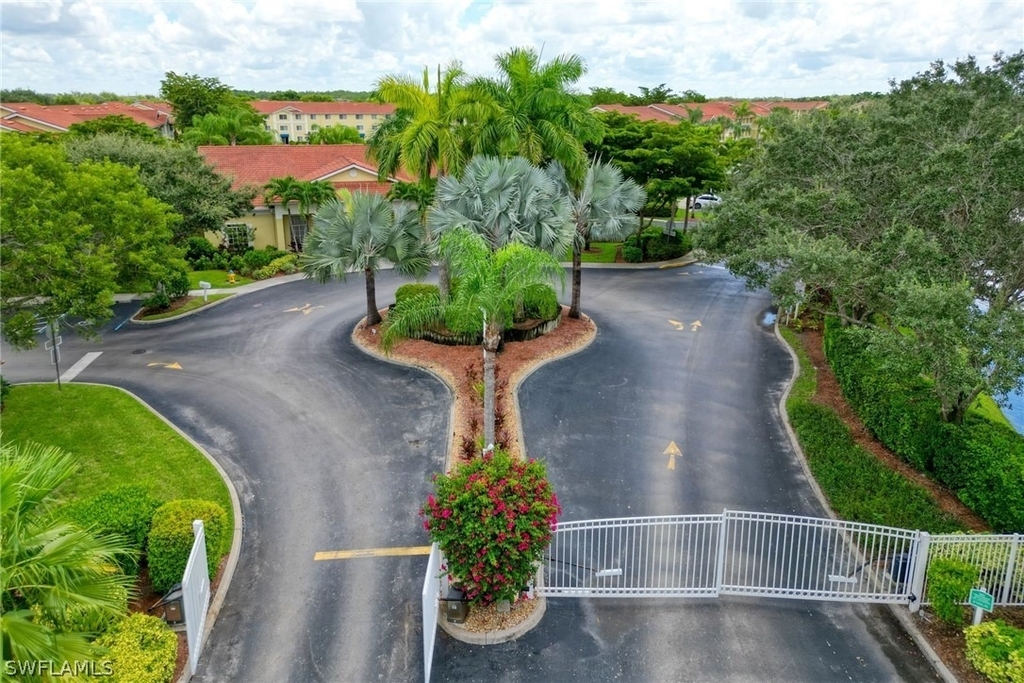 8294 Key Royal Circle - Photo 19