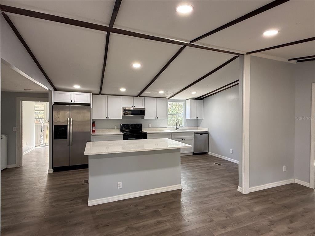 8824 Overlook Dr - Photo 4
