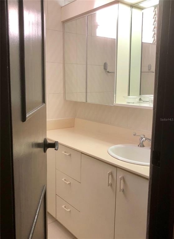 76 Kings Court - Photo 30