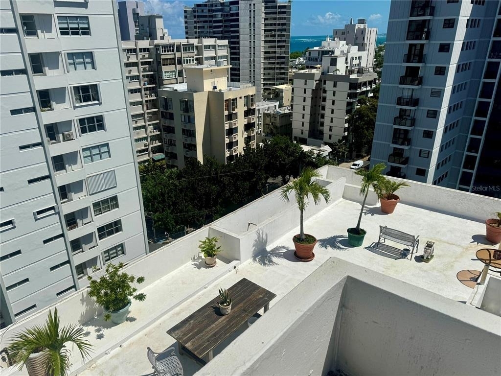 76 Kings Court - Photo 54