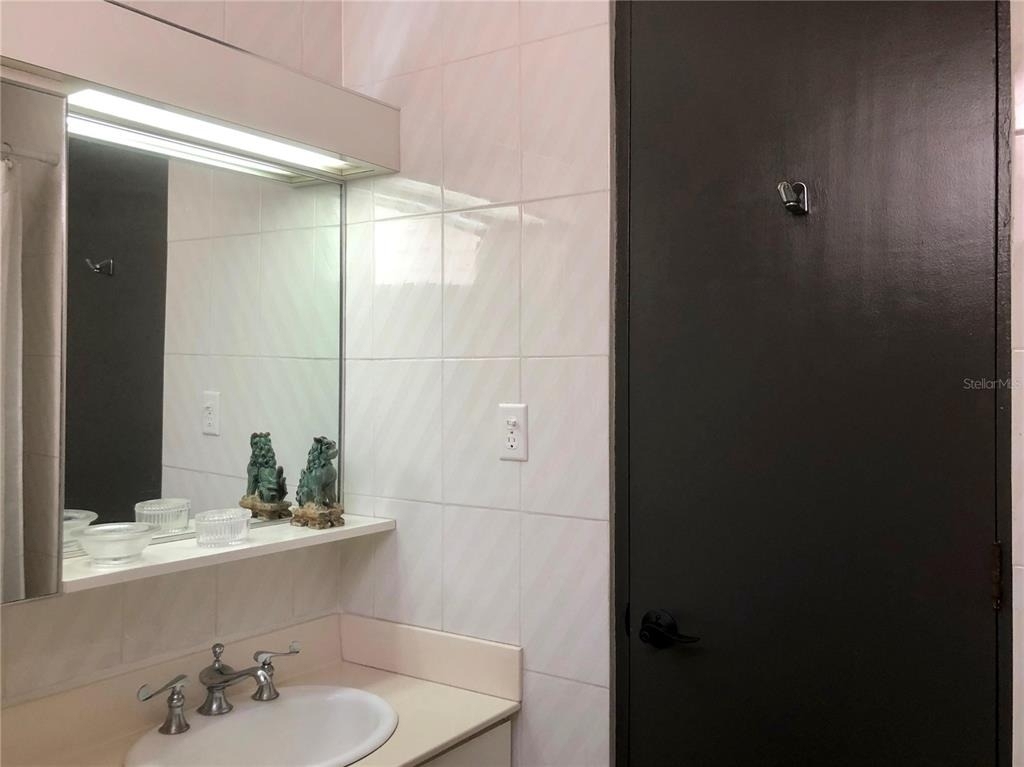 76 Kings Court - Photo 34