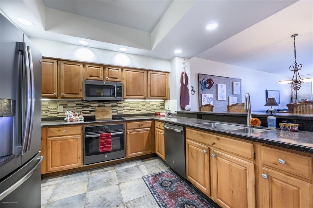 3313 Sunset Key Circle - Photo 11