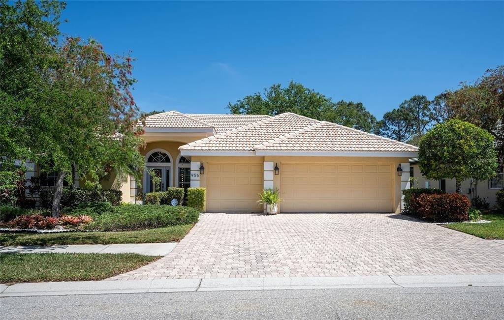 956 Scherer Way - Photo 1