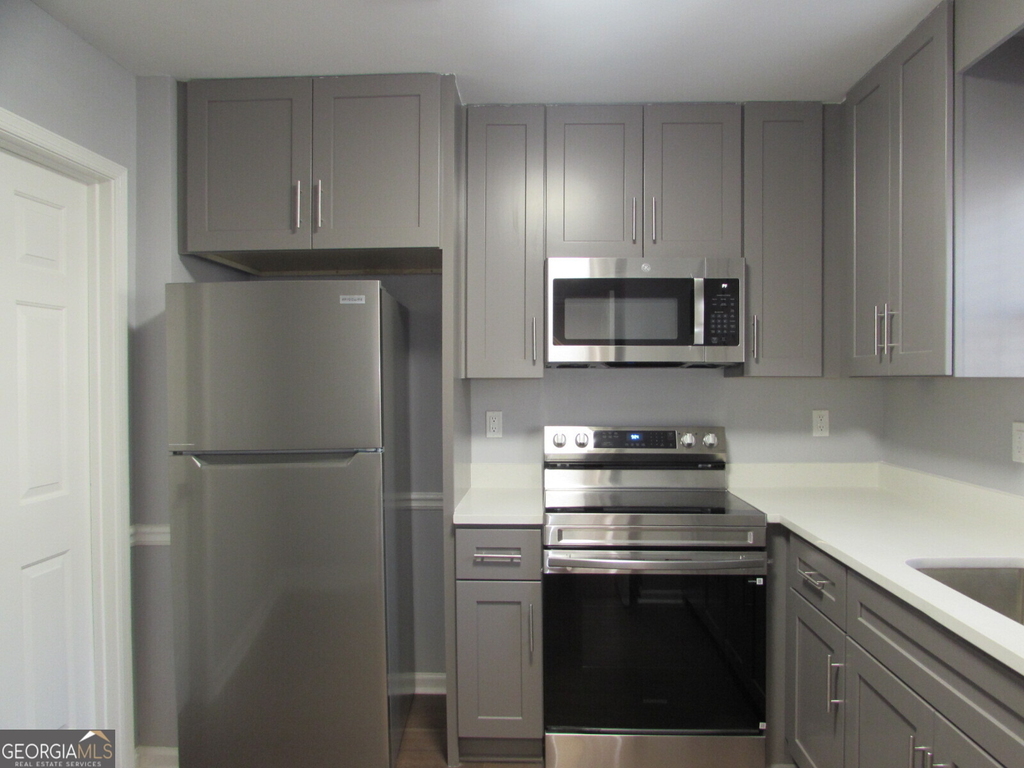 1716 Twin Brooks Drive - Photo 2