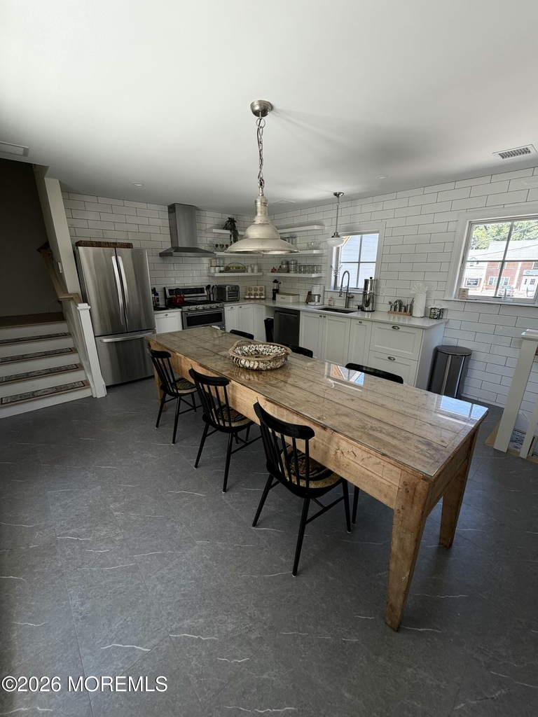 802 7th Avenue - Photo 7