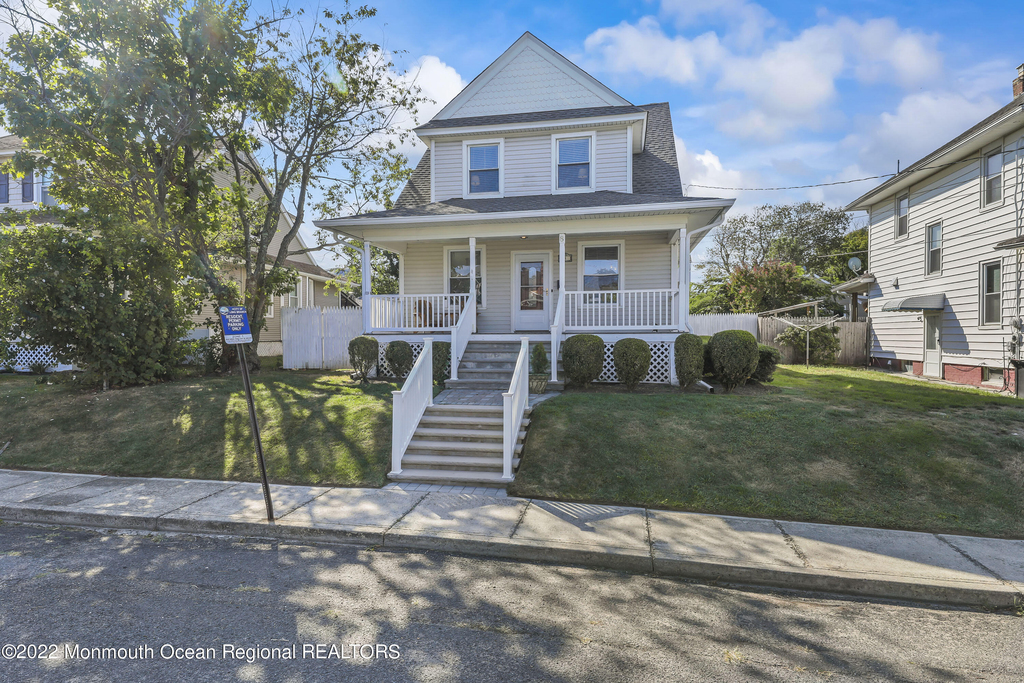 8 Arthur Avenue - Photo 1