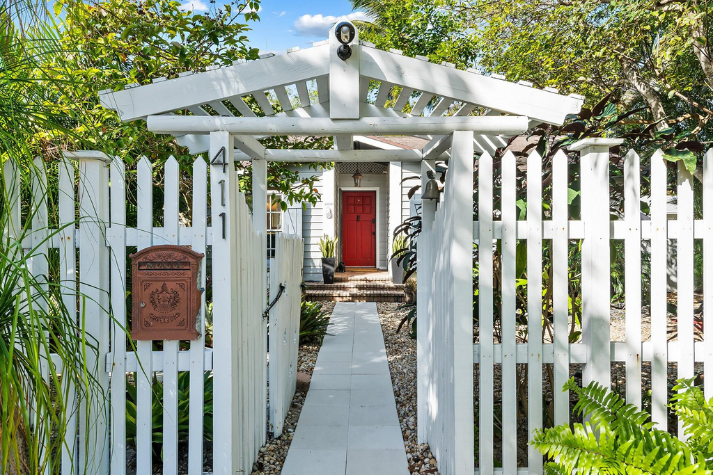 411 Sw 10th Street - Photo 5