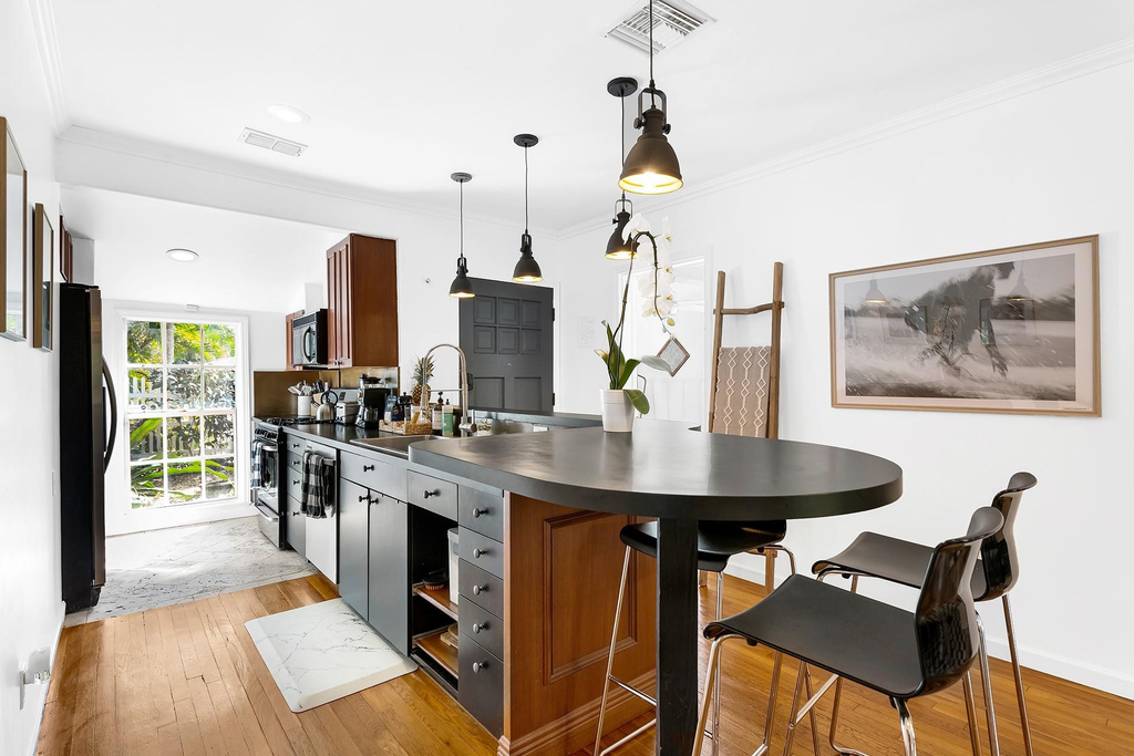 411 Sw 10th Street - Photo 11
