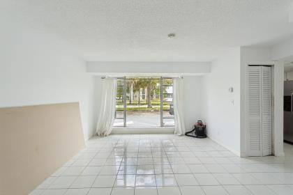 8027 Lagos De Campo Boulevard - Photo 13