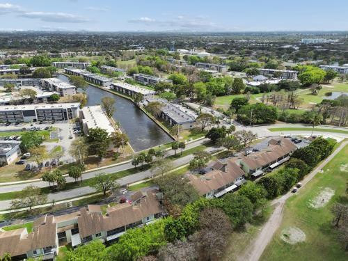 8027 Lagos De Campo Boulevard - Photo 11