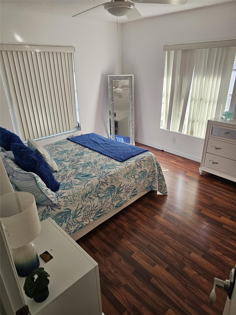 2260 Ne 67th Street - Photo 5