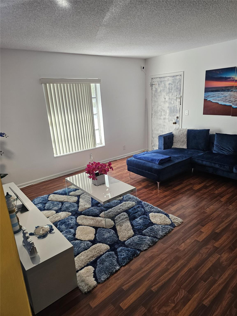 2260 Ne 67th Street - Photo 10