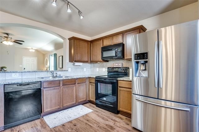 1606 Meadow Creek Drive - Photo 10