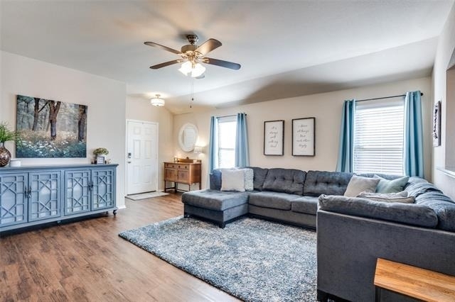 1606 Meadow Creek Drive - Photo 6