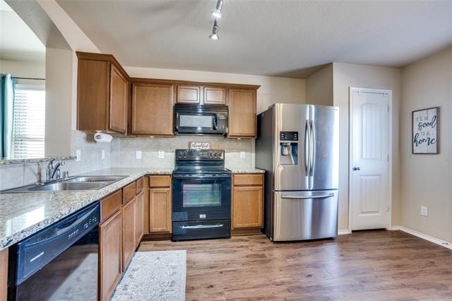 1606 Meadow Creek Drive - Photo 12