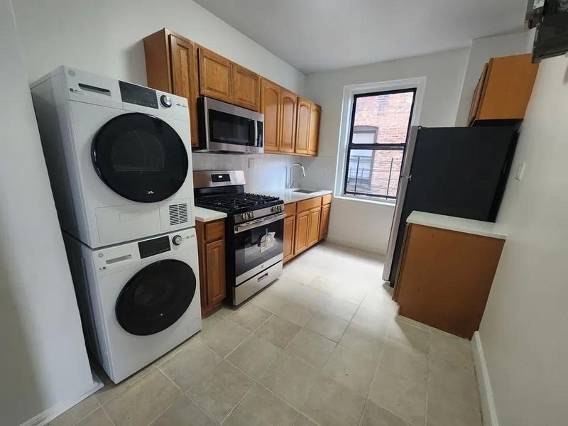600 West 150th Street - Photo 3