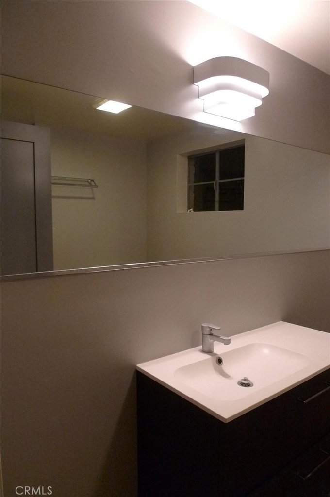 15350 Gale Avenue - Photo 11