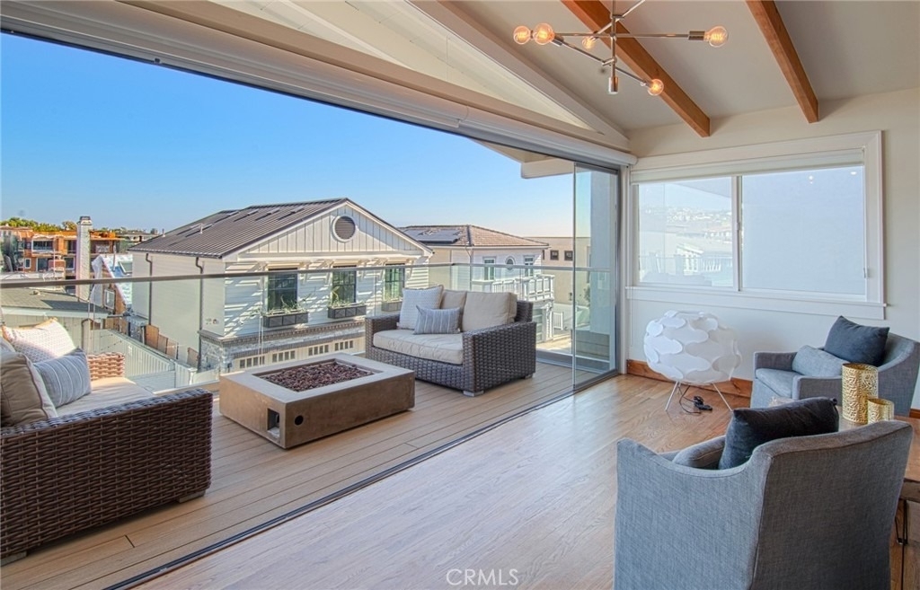 308 Poppy Avenue - Photo 4