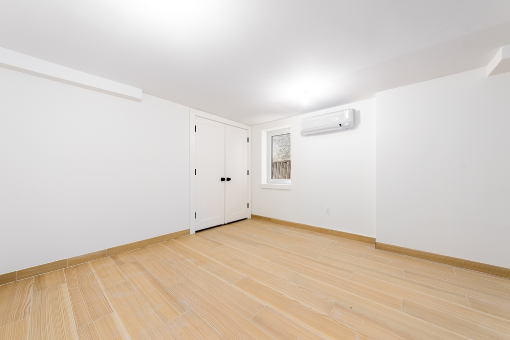 43 Kingston Avenue - Photo 12