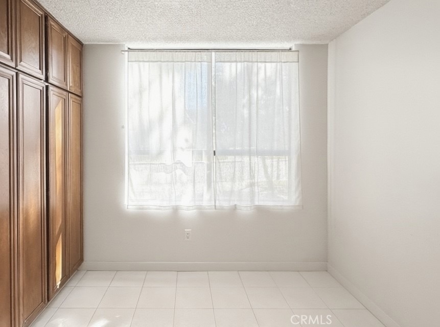 415 W Duarte Road - Photo 12