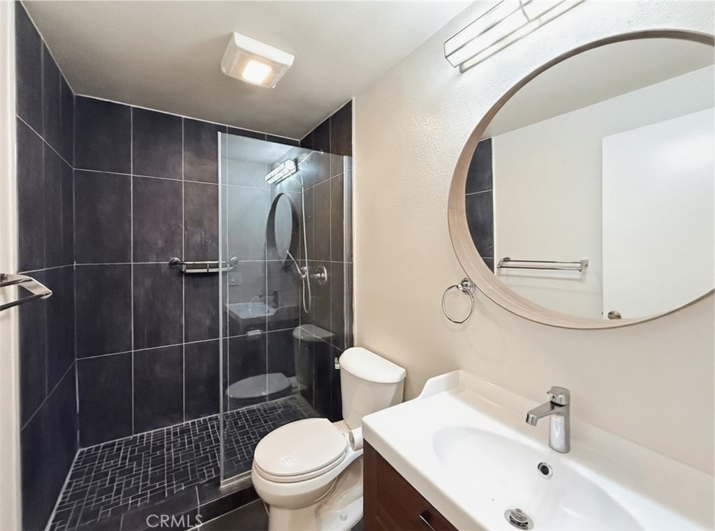 415 W Duarte Road - Photo 13