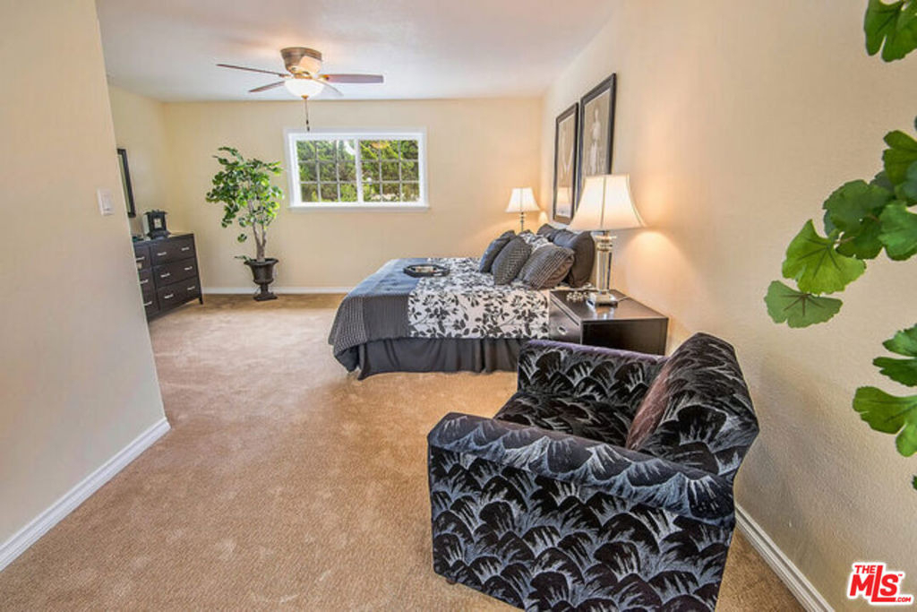 7830 W 83rd Street - Photo 33