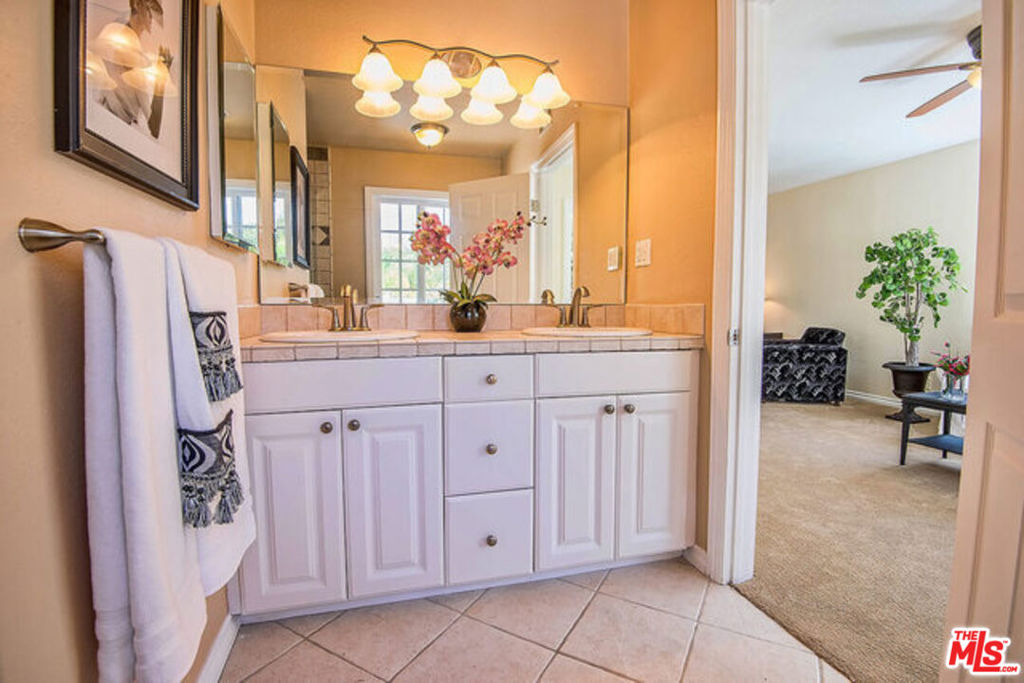 7830 W 83rd Street - Photo 41