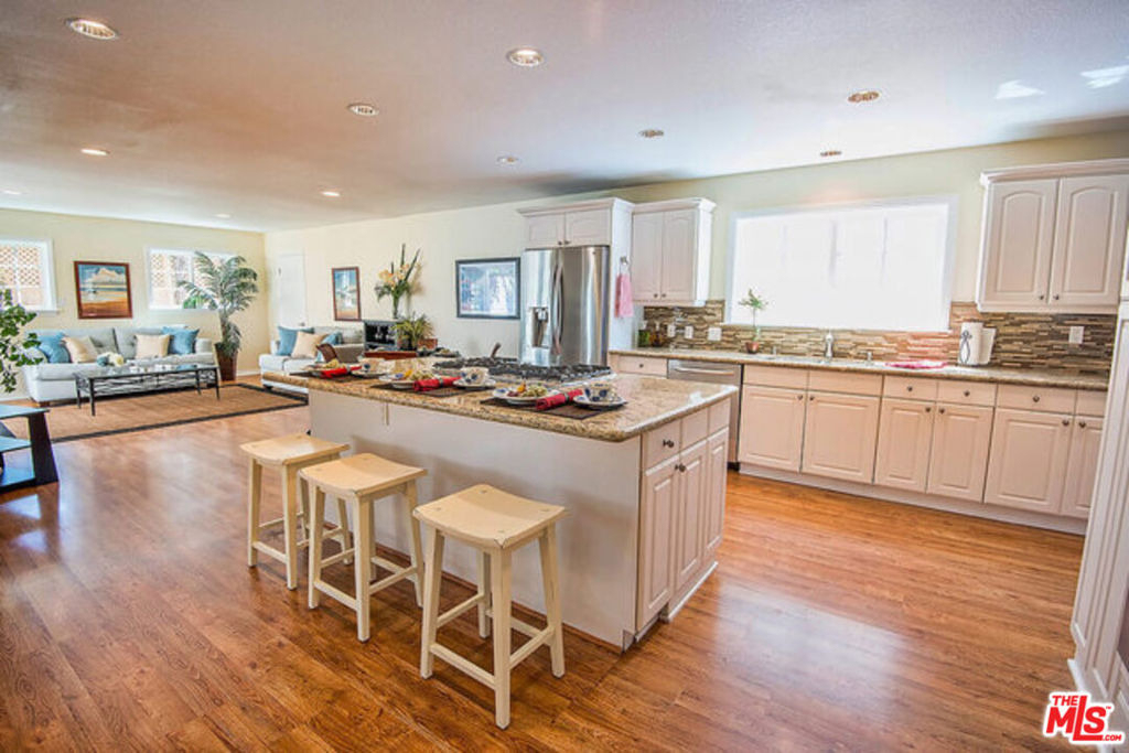 7830 W 83rd Street - Photo 23