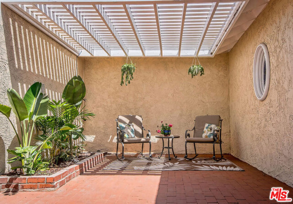 7830 W 83rd Street - Photo 5