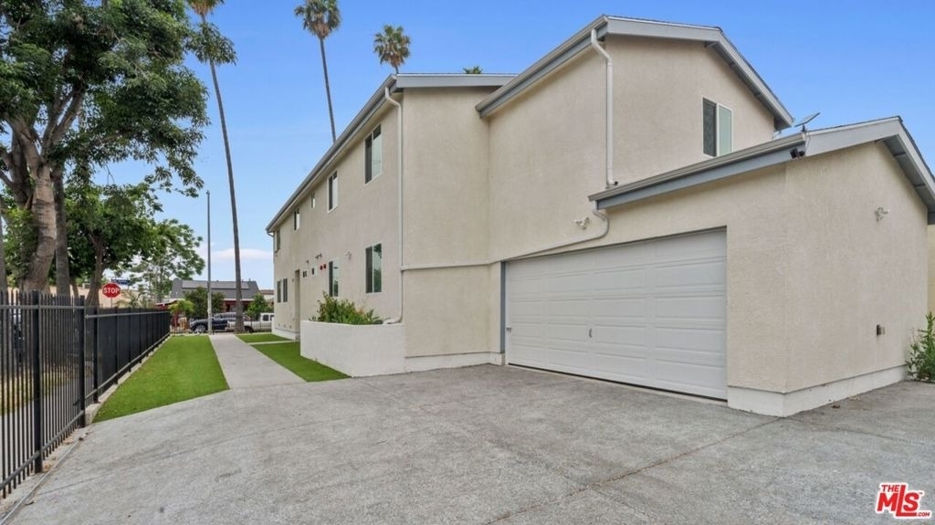 4828 Mckinley Ave - Photo 3