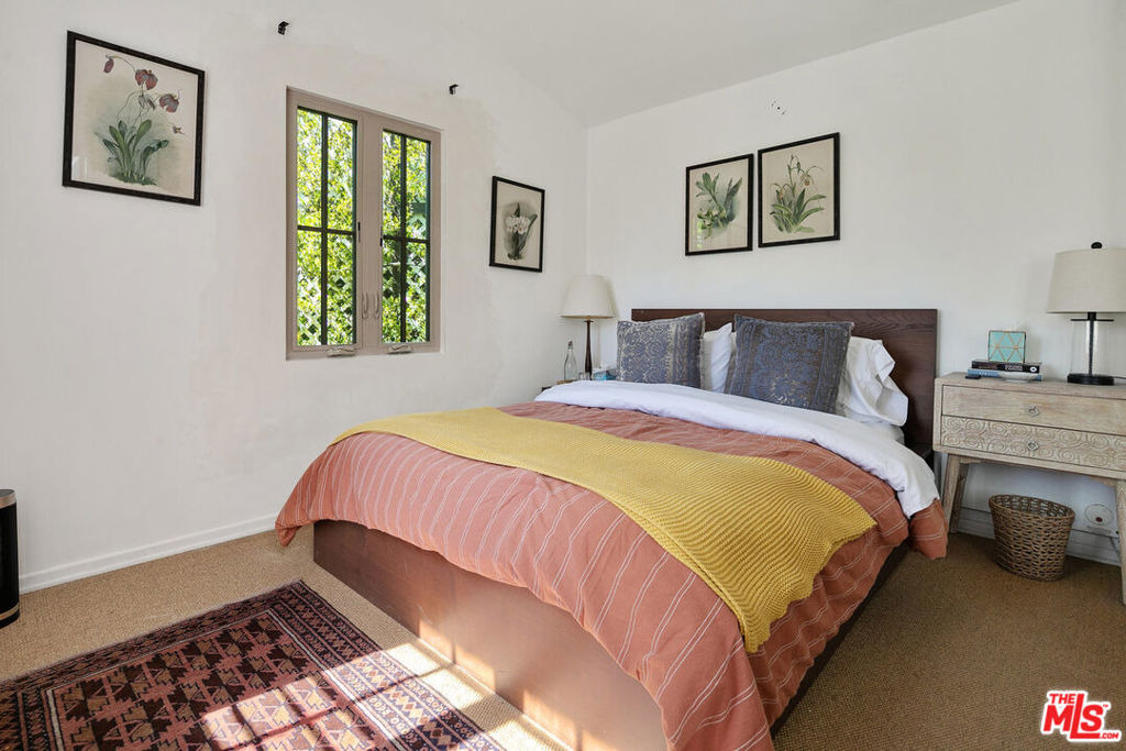 913 A Fernwood Pacific Drive - Photo 15