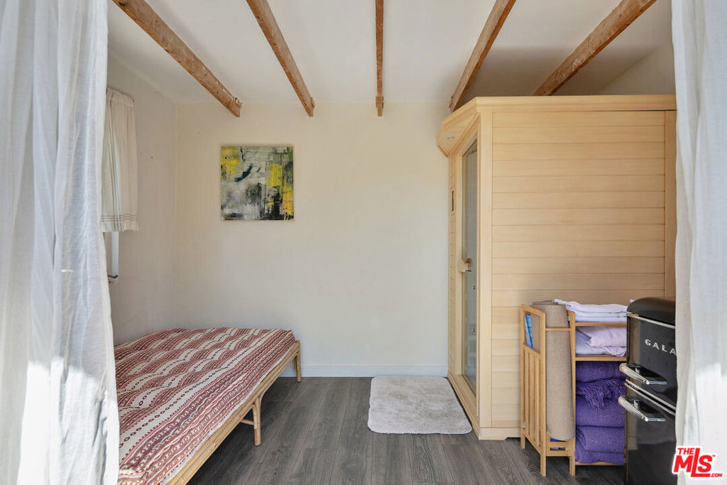 913 A Fernwood Pacific Drive - Photo 28